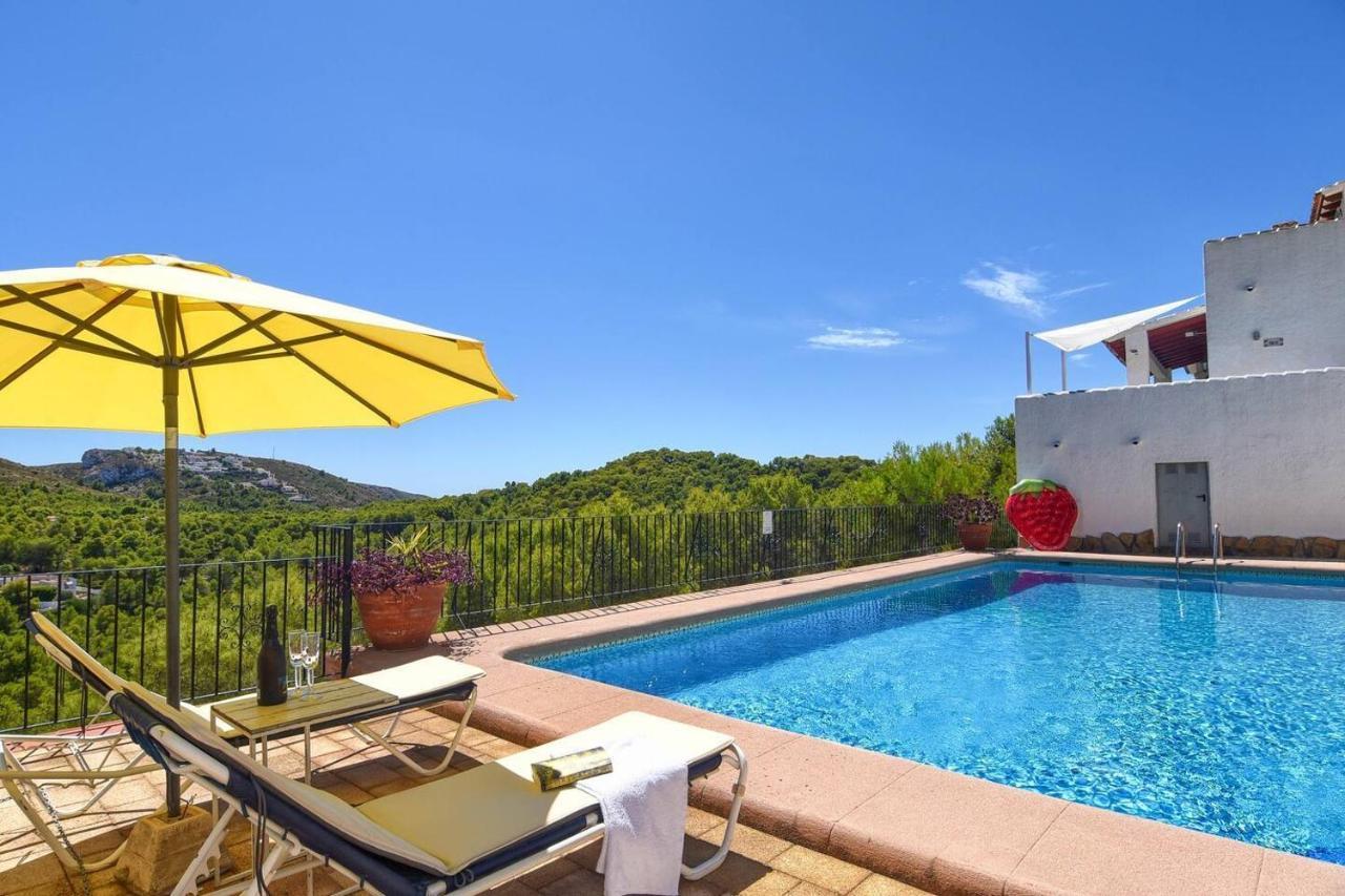 Stunning Mountain View Bungalow in Moraira Teulada Exterior foto